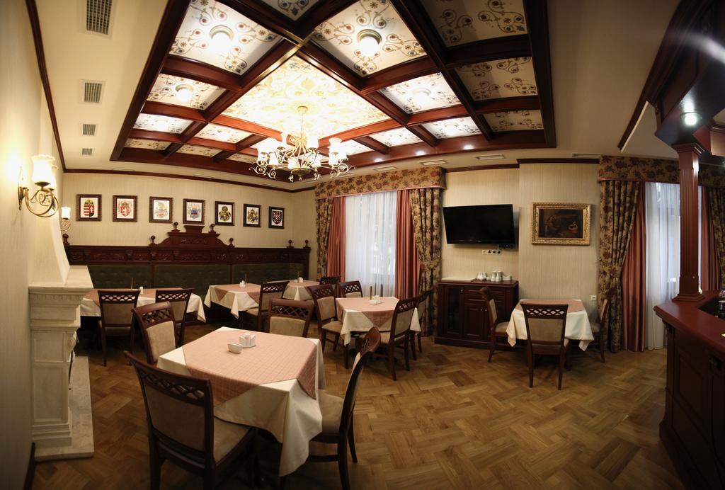 Villa Stanislavskyi Hotel Lviv Dış mekan fotoğraf