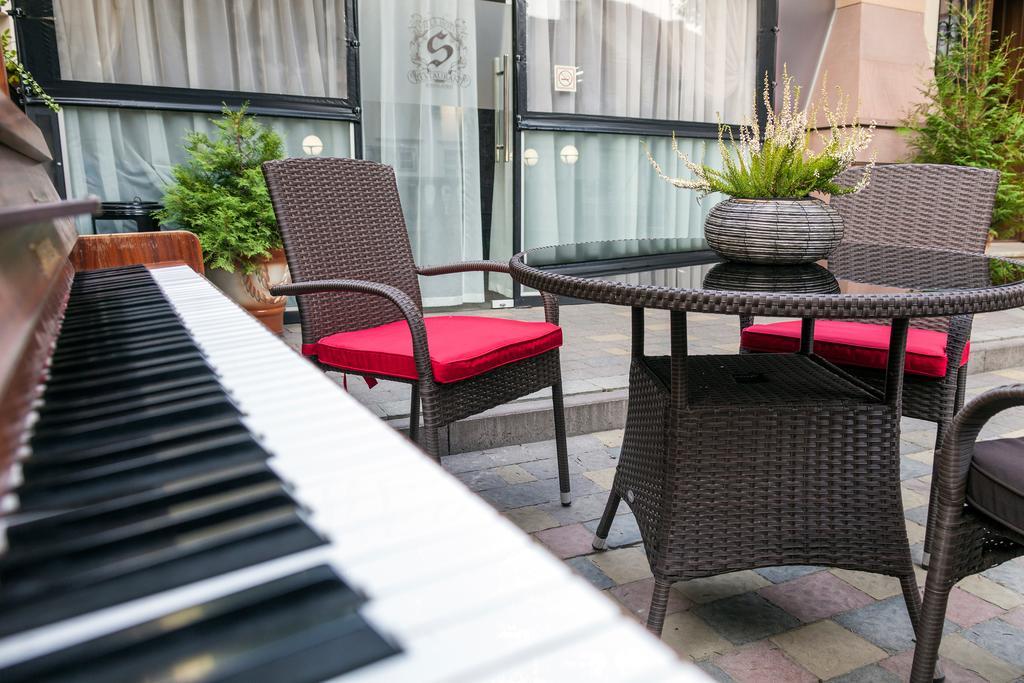 Villa Stanislavskyi Hotel Lviv Dış mekan fotoğraf