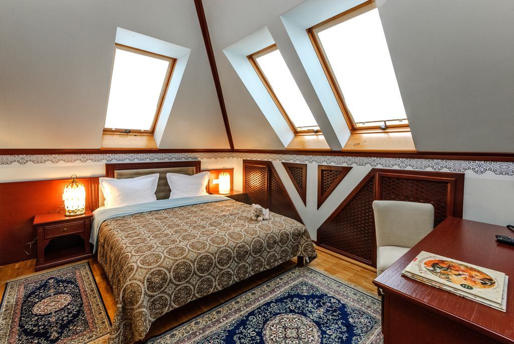 Villa Stanislavskyi Hotel Lviv Dış mekan fotoğraf