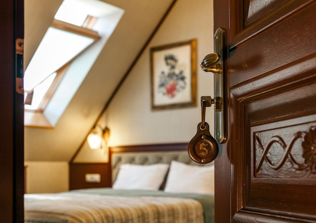 Villa Stanislavskyi Hotel Lviv Dış mekan fotoğraf