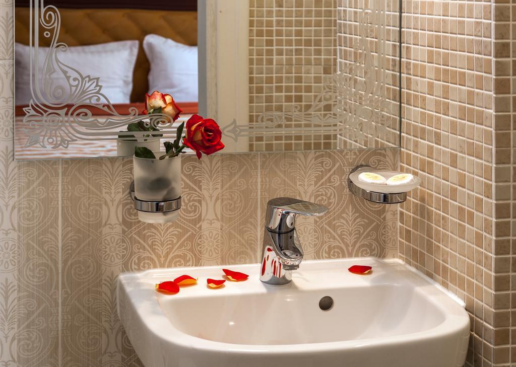 Villa Stanislavskyi Hotel Lviv Dış mekan fotoğraf