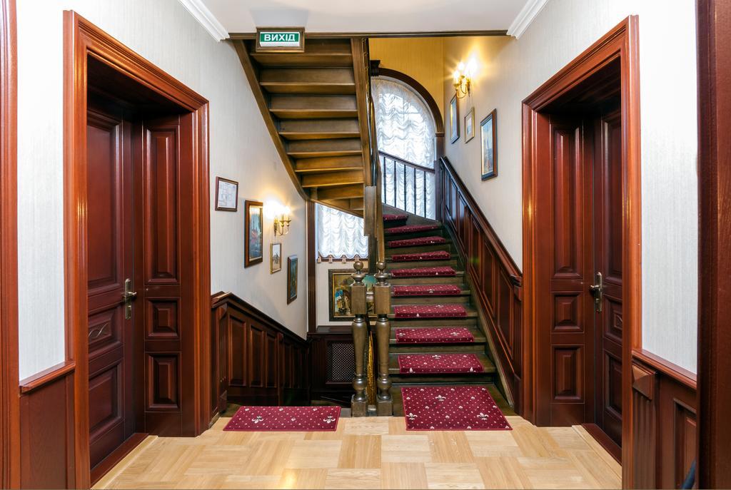 Villa Stanislavskyi Hotel Lviv Dış mekan fotoğraf